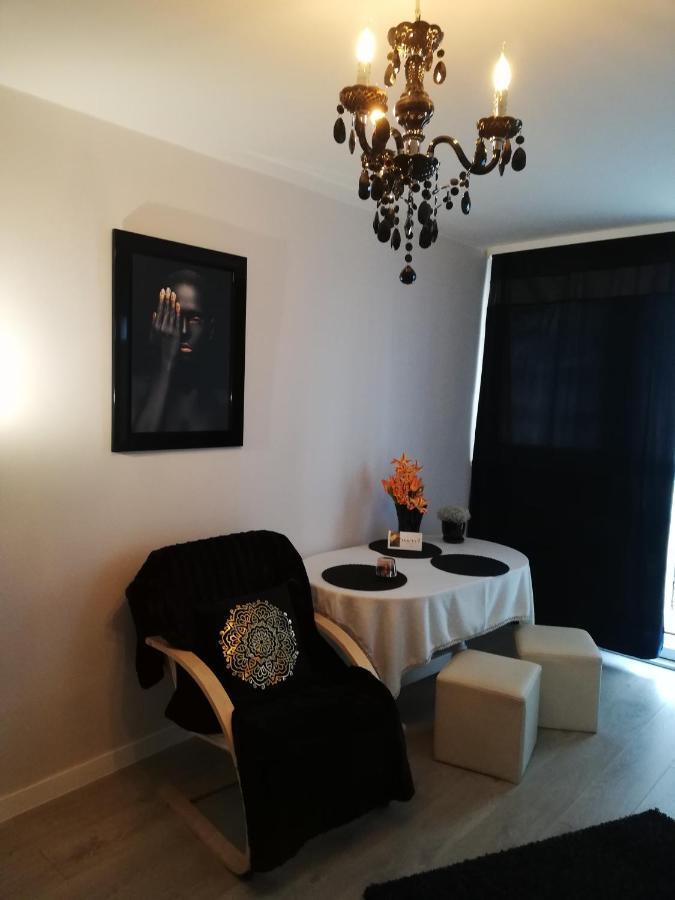 Kawalerka - Jelenia Gora, Dziel. Zabobrze Apartment Ngoại thất bức ảnh